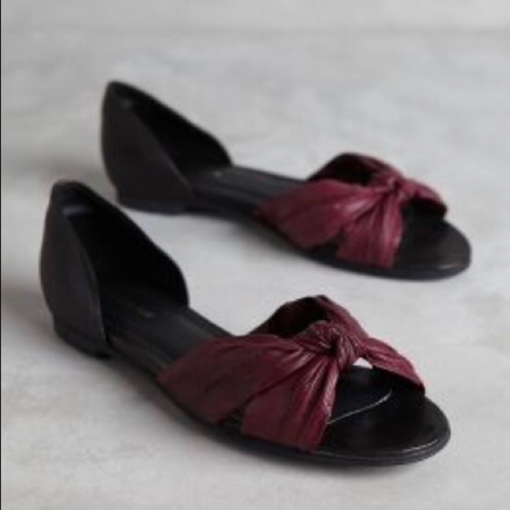 NWOT Anthropologie All Black shoes. Size 38.